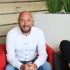 Das ALULUX Team bei der gemeinsamen Arbeit