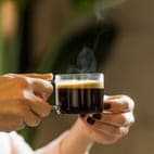 Kostenlose Getränke wie Kaffee und Wasser bei ALULUX