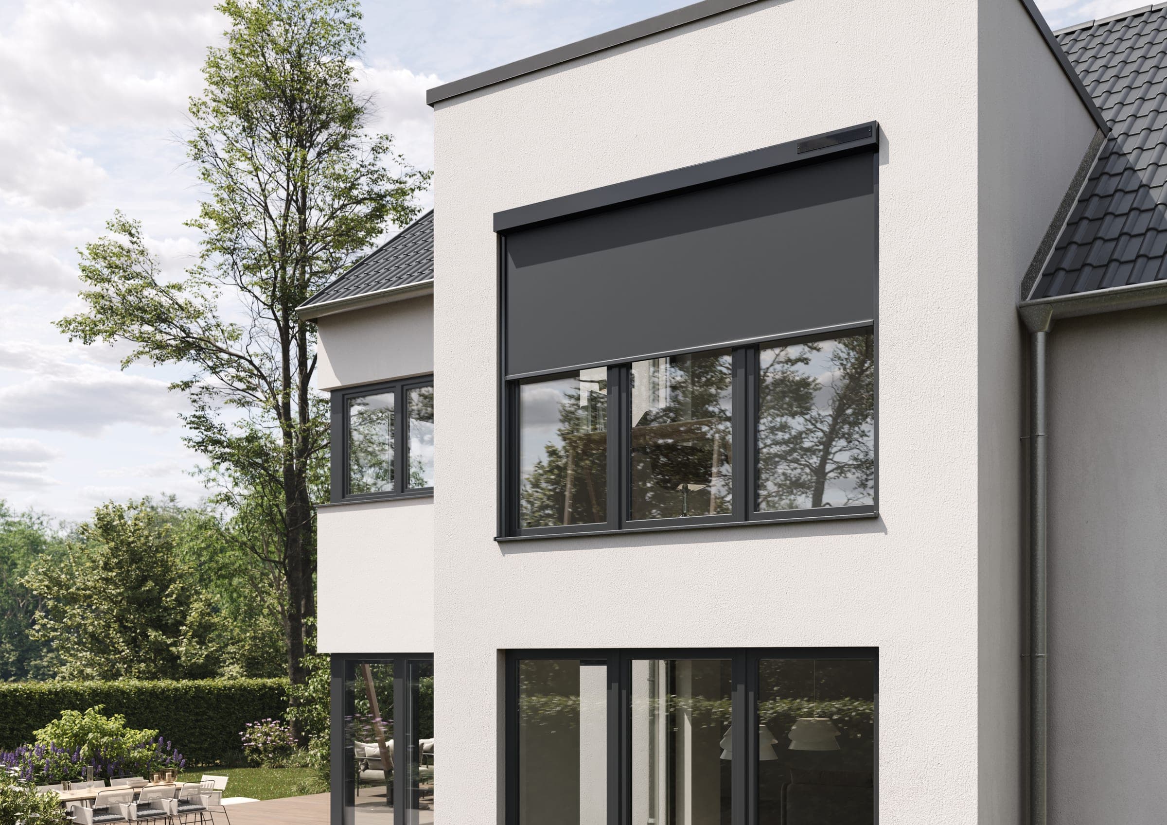 Screen textile ALULUX Solar 2.0 à entraînement solaire en façade